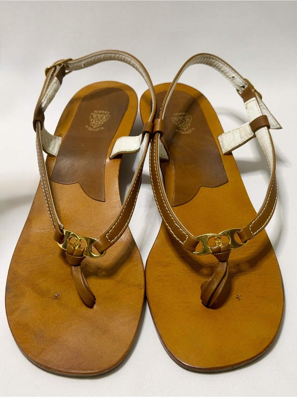Gucci Vintage Tom Ford Era Tan Leather GG Wood T-Strap Sandals Size 38